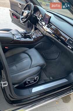 Седан Audi A8 2014 в Львове
