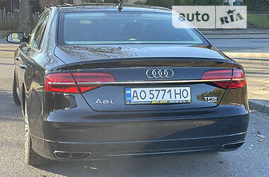 Седан Audi A8 2016 в 