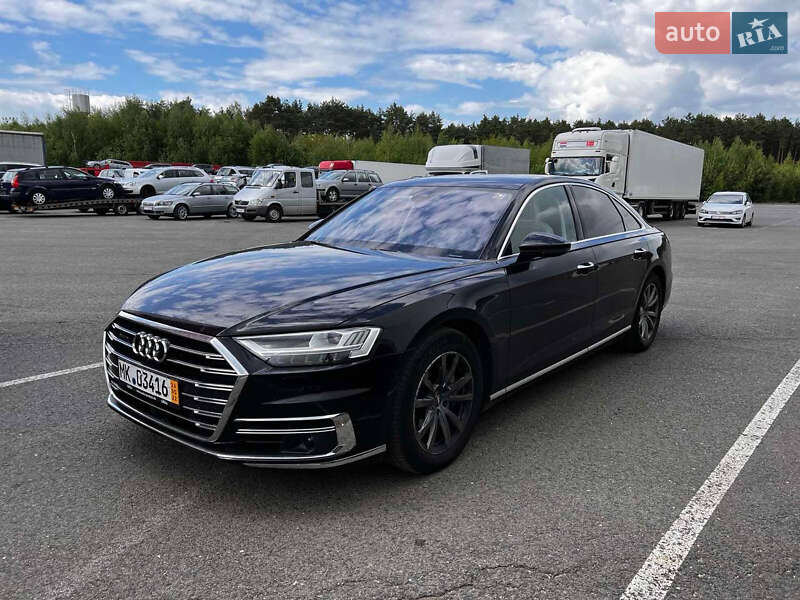 Седан Audi A8 2019 в Херсоне