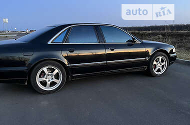 Седан Audi A8 1996 в 