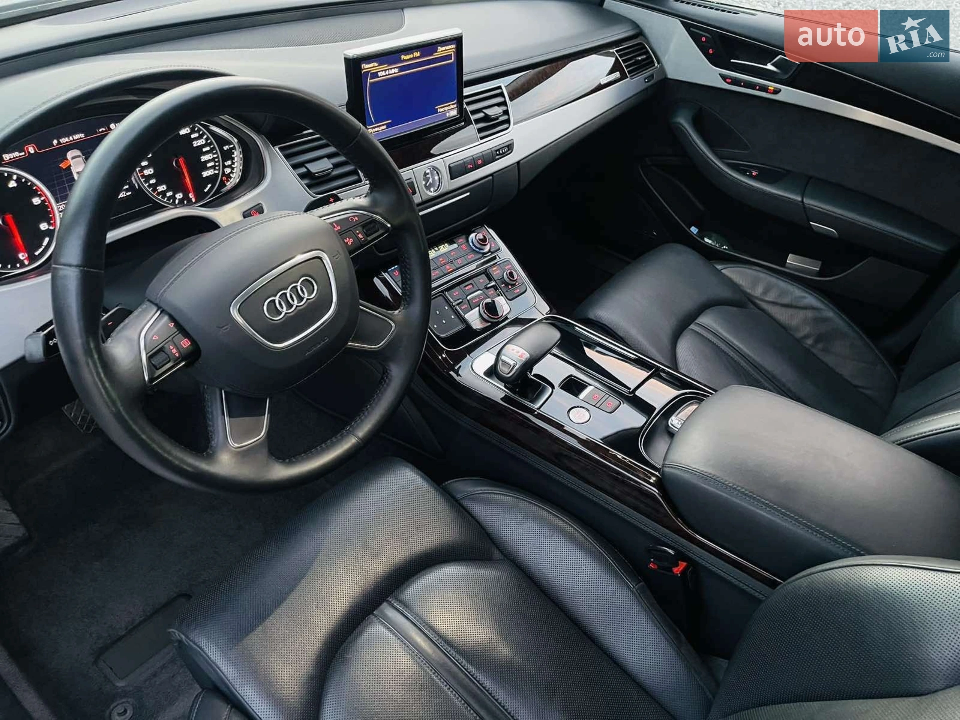 2010 Audi A8 - мініатюра 2
