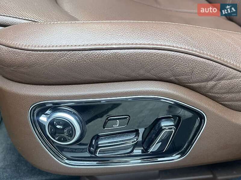 Седан Audi A8 2015 в Кривом Роге фото 77 Седан Audi A8 2015 в Кривом Роге