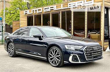 Седан Audi A8 2023 в Киеве