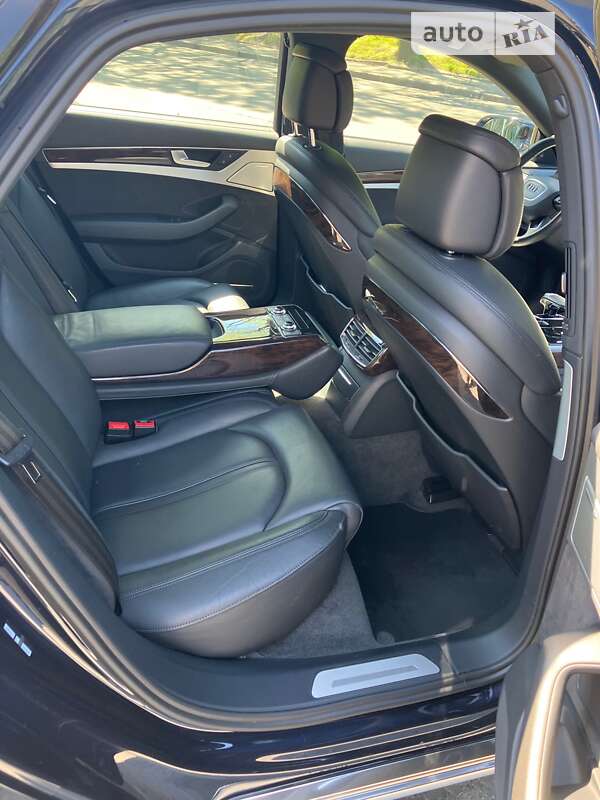 Седан Audi A8 2013 в Киеве фото 8 Седан Audi A8 2013 в Киеве