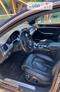 Седан Audi A8 2013 в 