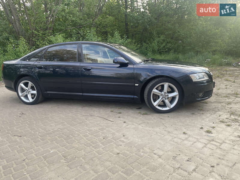 Седан Audi A8 2007 в Черновцах