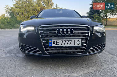 Седан Audi A8 2012 в Днепре