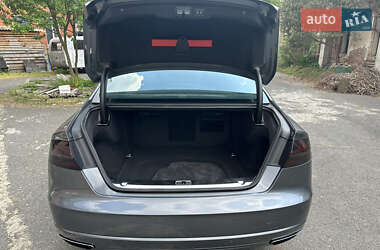 Седан Audi A8 2016 в Коломые