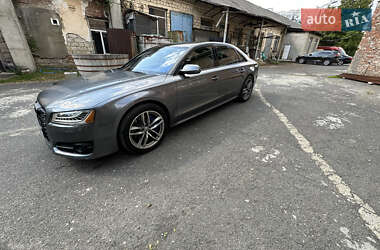 Седан Audi A8 2016 в Коломые