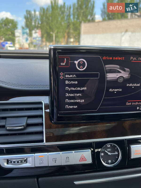 Седан Audi A8 2016 в Кривому Розі