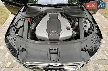 Седан Audi A8 2011 в Одессе