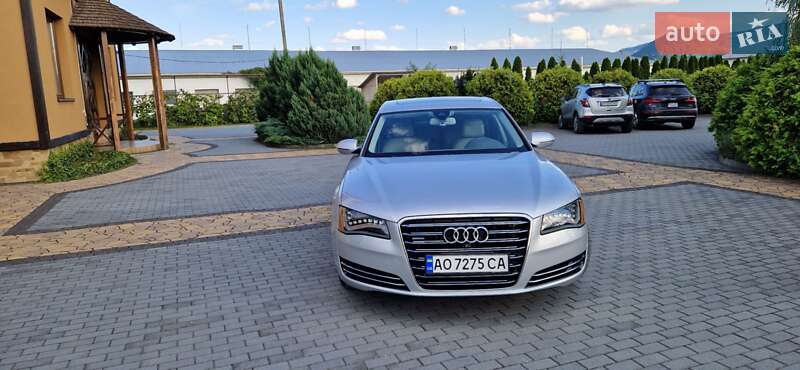 Седан Audi A8 2013 в Хусте