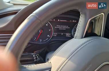 Седан Audi A8 2013 в 