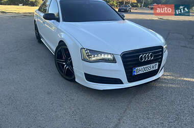 Седан Audi A8 2012 в Одесі