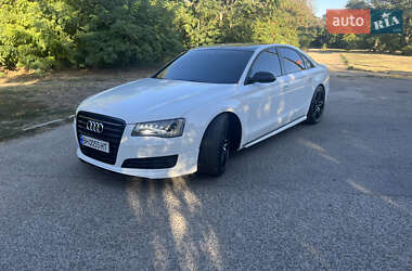 Седан Audi A8 2012 в 