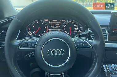 Седан Audi A8 2012 в 