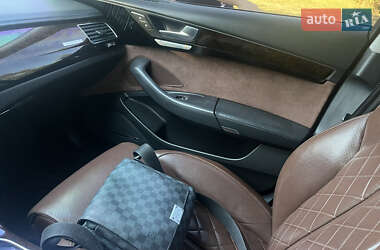 Седан Audi A8 2012 в Одессе