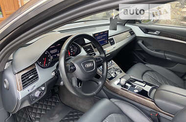 Седан Audi A8 2015 в Тернополе