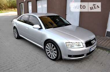 Седан Audi A8 2005 в 
