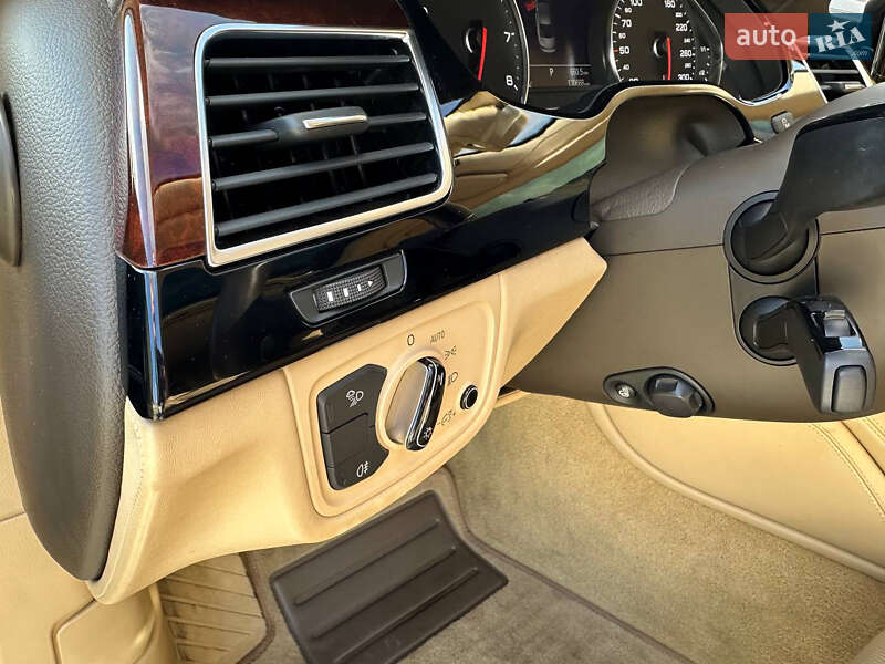 Седан Audi A8 2013 в Киеве фото 18 Седан Audi A8 2013 в Киеве