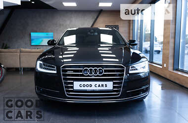 Седан Audi A8 2014 в Одесі