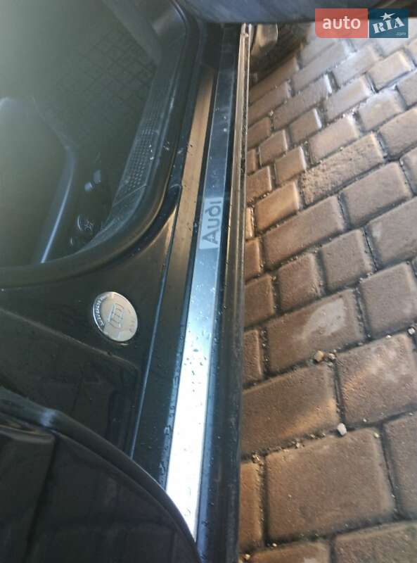 Седан Audi A8 1999 в Тернополі