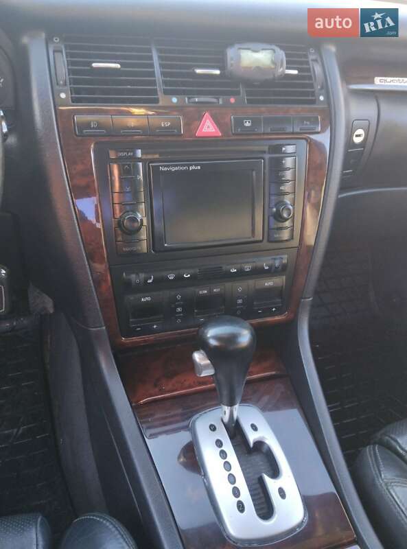 Седан Audi A8 1999 в Тернополі
