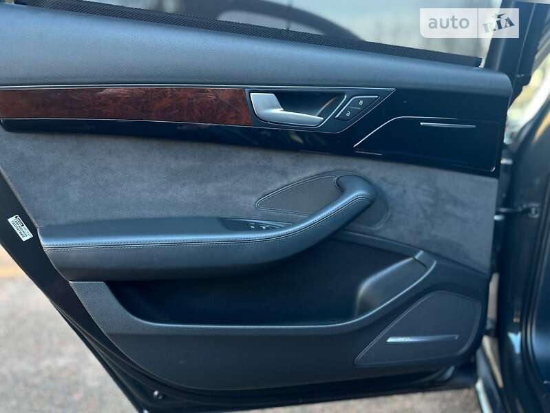 Седан Audi A8 2013 в Житомирі фото 35 Седан Audi A8 2013 в Житомирі