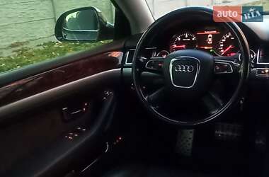Седан Audi A8 2009 в 