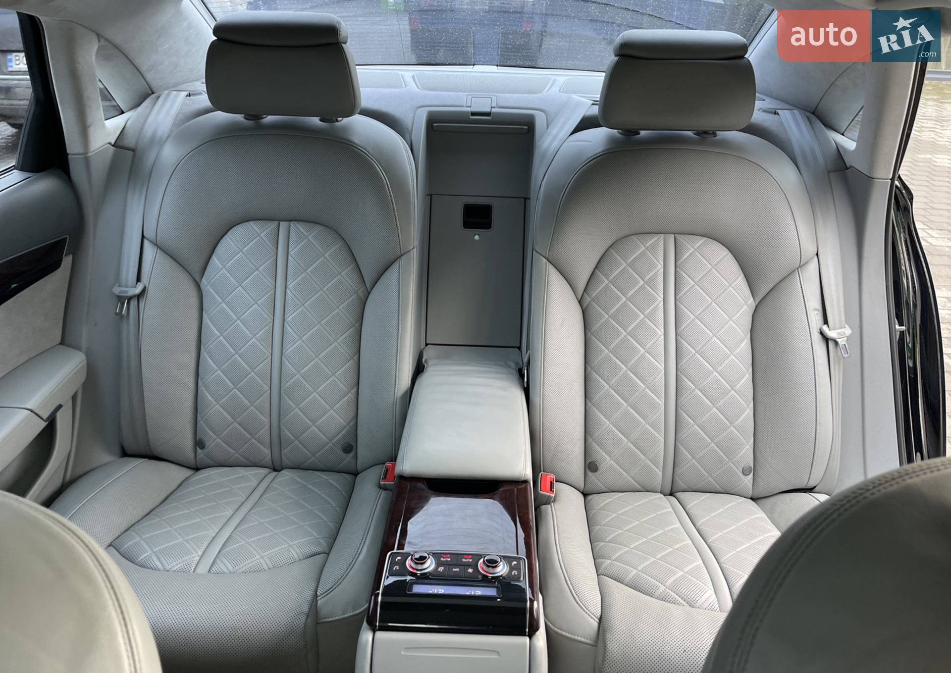 2013 Audi A8 - мініатюра 11