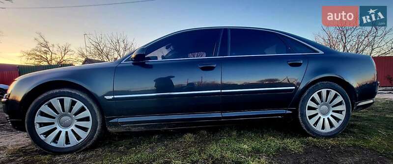 Седан Audi A8 2005 в Очакове