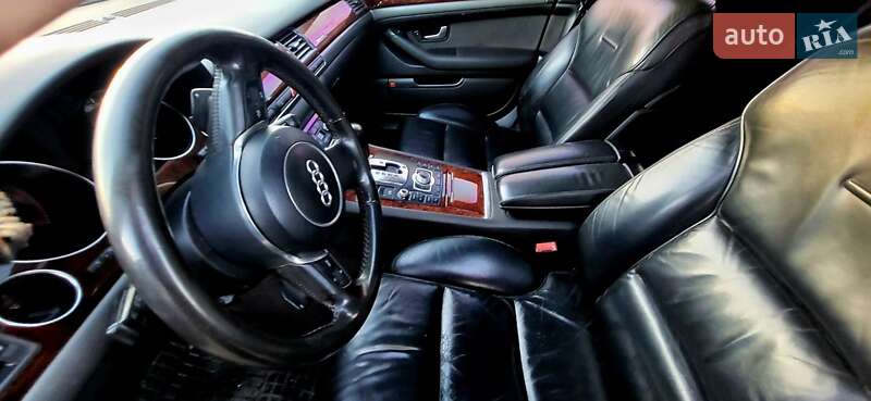 Седан Audi A8 2005 в Очакове