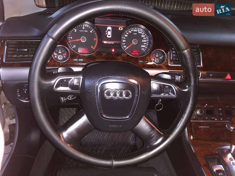 Седан Audi A8 2008 в Киеве