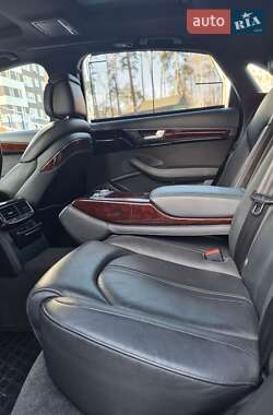 Седан Audi A8 2013 в 