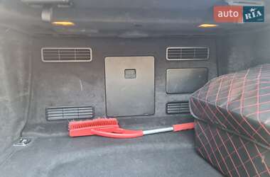 Седан Audi A8 2013 в 