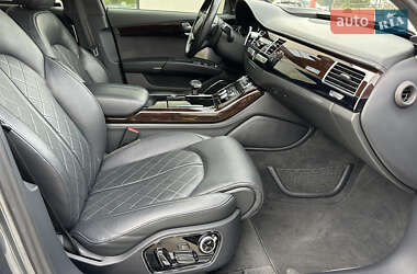 Седан Audi A8 2016 в 