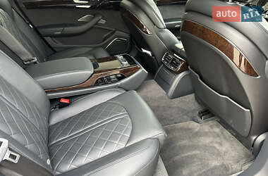 Седан Audi A8 2016 в 