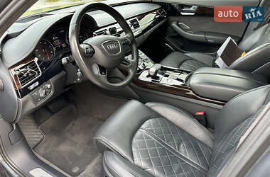 Седан Audi A8 2016 в 