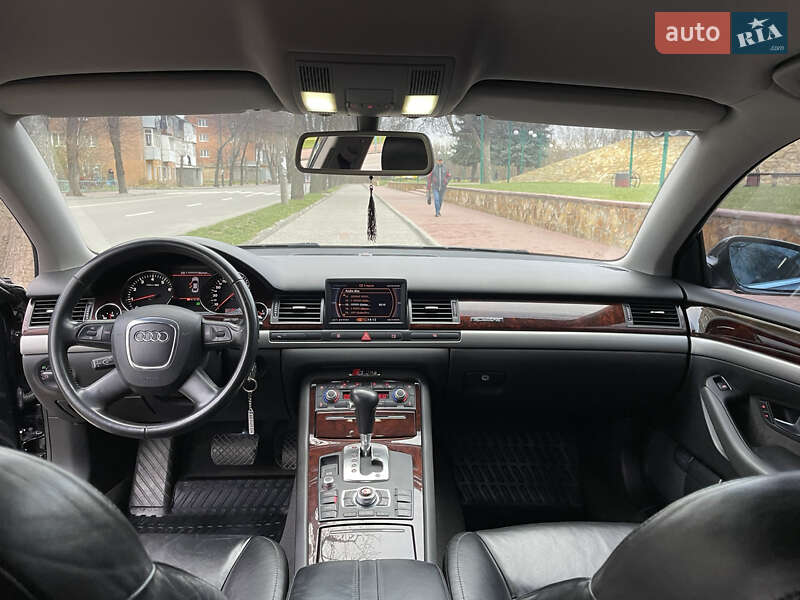 Седан Audi A8 2007 в Могилев-Подольске
