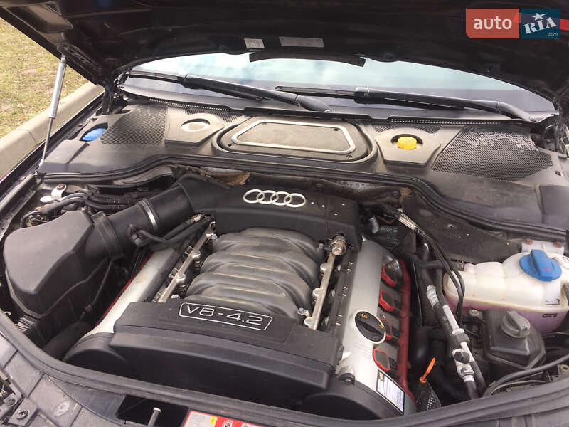 Седан Audi A8 2003 в Житомире