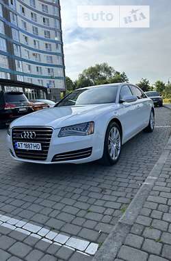Седан Audi A8 2013 в Ивано-Франковске