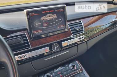 Седан Audi A8 2013 в 