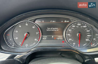 Седан Audi A8 2013 в Одесі