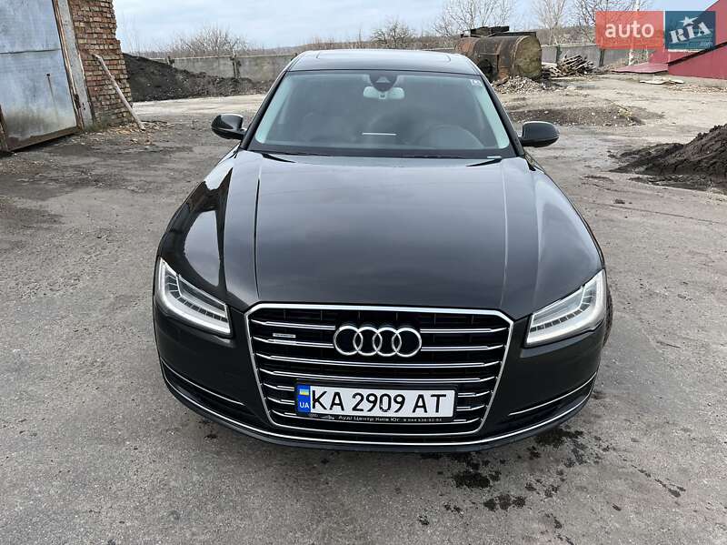 Седан Audi A8 2017 в Мироновке
