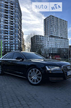 Седан Audi A8 2013 в Львові