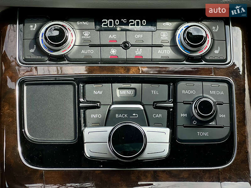 Седан Audi A8 2014 в Киеве