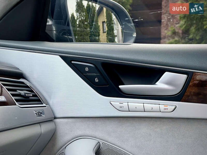 Седан Audi A8 2014 в Киеве