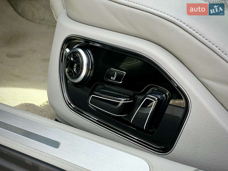 Седан Audi A8 2014 в Киеве