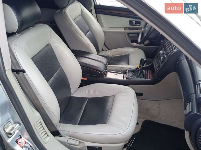 Седан Audi A8 1997 в Ровно фото 4 Седан Audi A8 1997 в Ровно