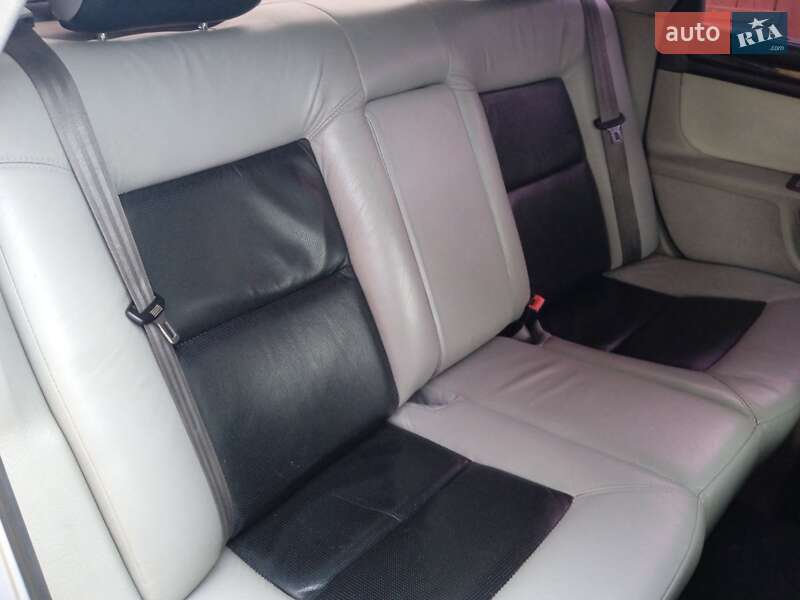 Седан Audi A8 1997 в Ровно фото 3 Седан Audi A8 1997 в Ровно